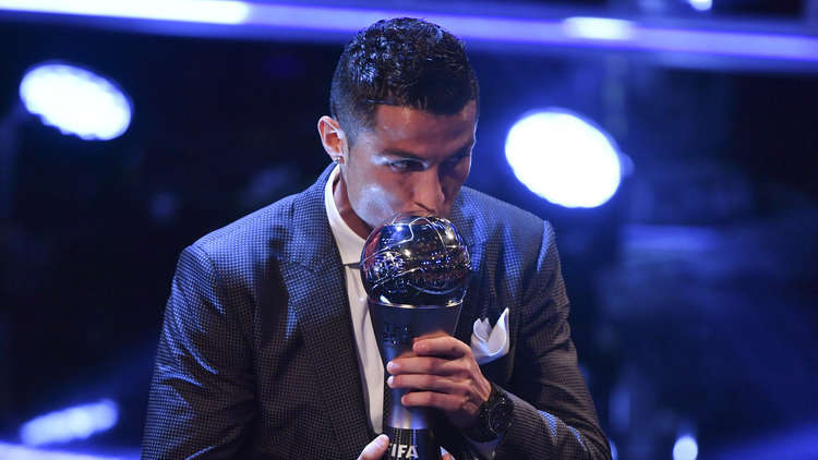  رونالدو يغيب عن حفل توزيع جائزة أفضل لاعب في العالم