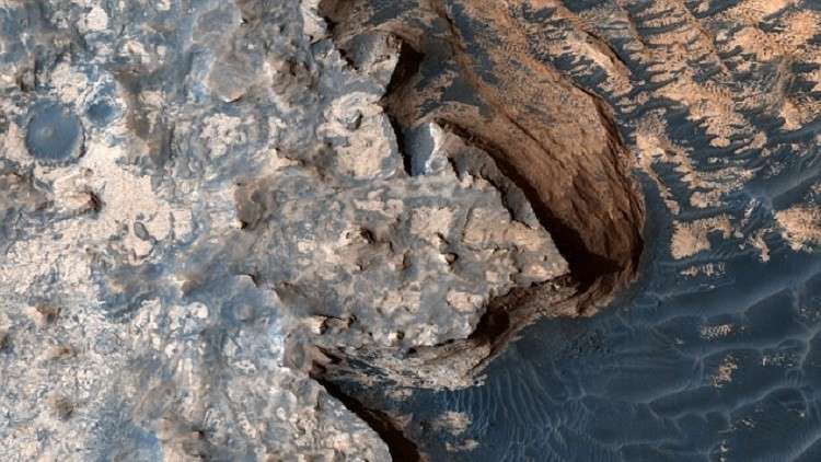 هل استقطب المريخ القديم الحياة فعلا؟