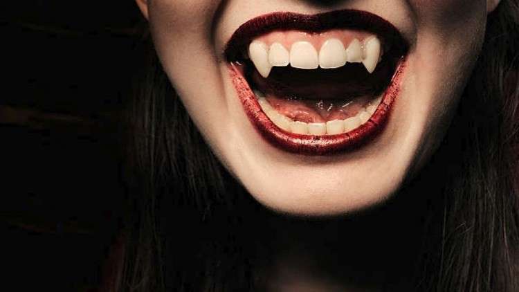 16 متطوعا يشربون دماءهم يوميا من أجل العلم!