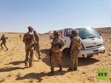 بالصور.. القوات العراقية تسيطر على معسكر الشيخين التابع لـ