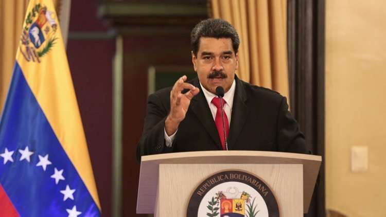 مادورو: يجب أن يباع كامل النفط الفنزويلي بعملة 