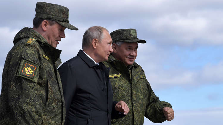 وزير الدفاع الروسي لبوتين: "إس-300" باتت بيد الجيش السوري 