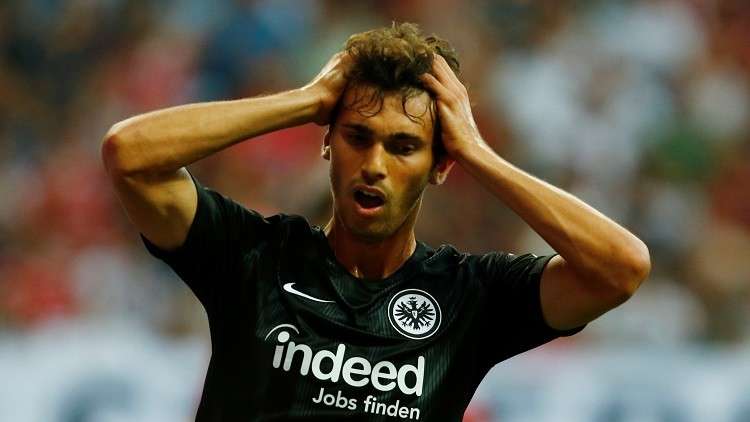 المصاب الجلل لم يمنع لاعب فرانكفورت من مواجهة لاتسيو 