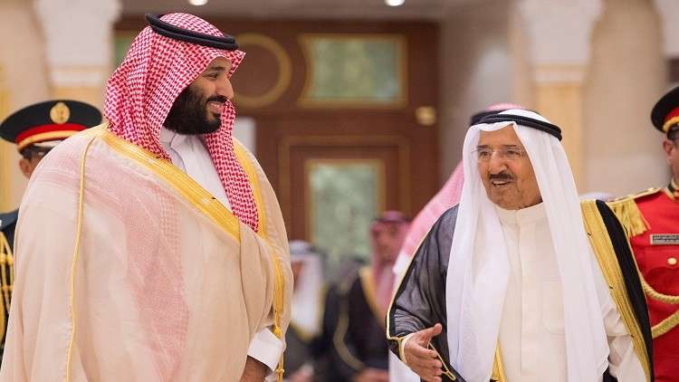 الكويت: نأمل قريبا بحل خلافنا مع السعودية بشأن آبار النفط في المنطقة المحايدة