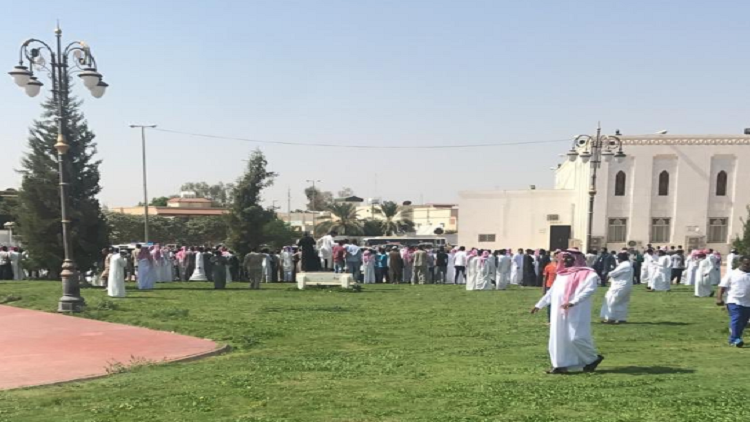 لحظات مؤثرة.. سعودي يعفو عن قاتل ابنه لوجه الله