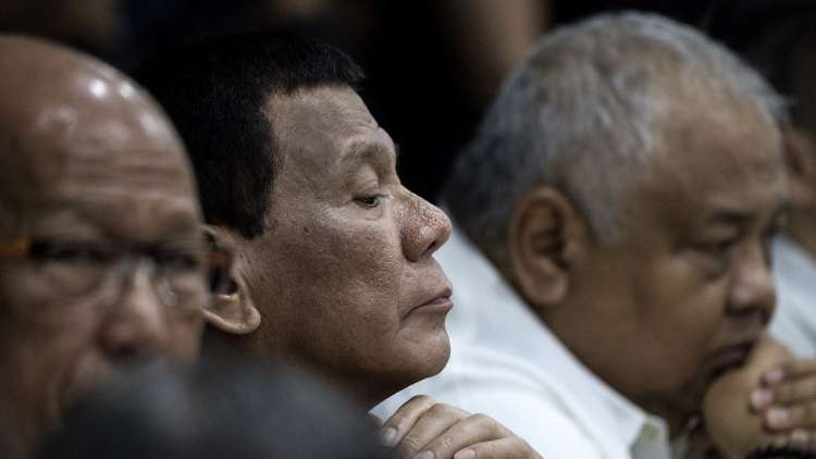 الرئيس الفلبيني.. لا إصابة بالسرطان لكن التشخيص طي الكتمان!