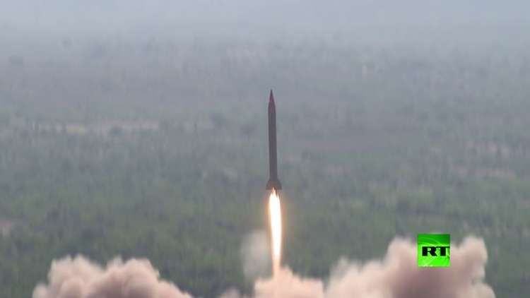 شاهد بالفيديو.. باكستان تختبر منظومة صواريخ