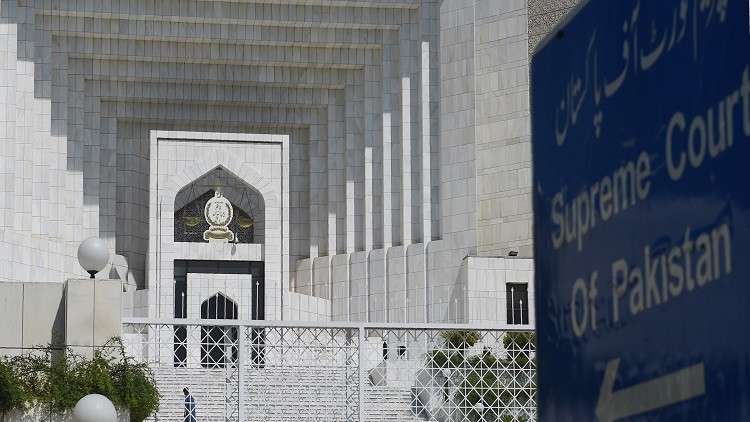 محكمة باكستانية تقرر مصادرة أموال صهر شريف 