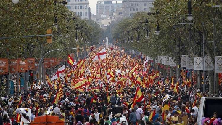 دعوات للوحدة في كتالونيا باليوم الوطني الإسباني 