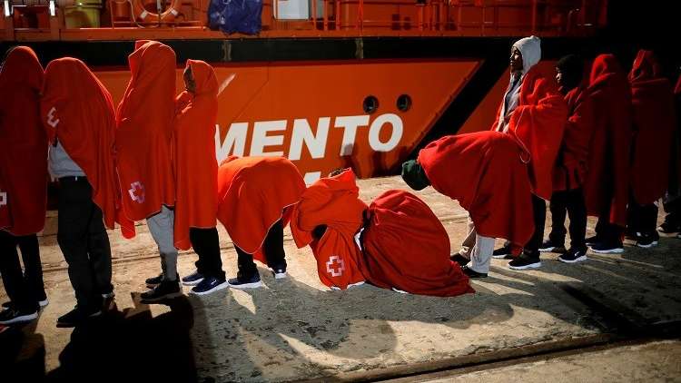 إسبانيا.. توقيف 4 من مهربي البشر عبر المتوسط