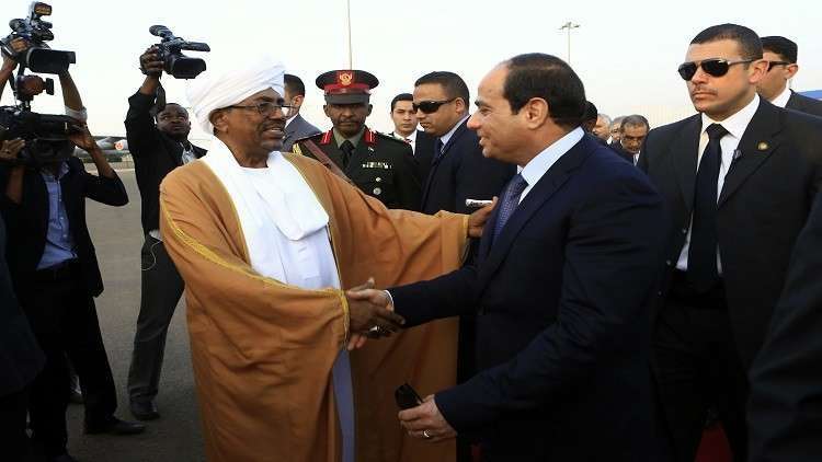 توقيع 12 اتفاقا بين القاهرة والخرطوم على هامش قمة السيسي البشير 