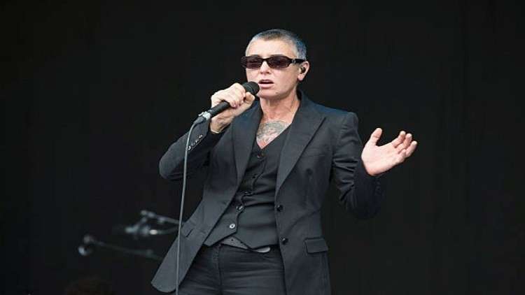 مغنية عالمية شهيرة تعتنق الإسلام وتغير اسمها إلى "شهداء"