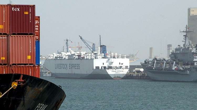 تعطل حركة الملاحة البحرية في موانئ الكويت