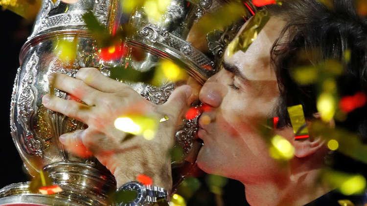 اللقب التاسع لفيدرر في بازل والـ99 في مسيرته