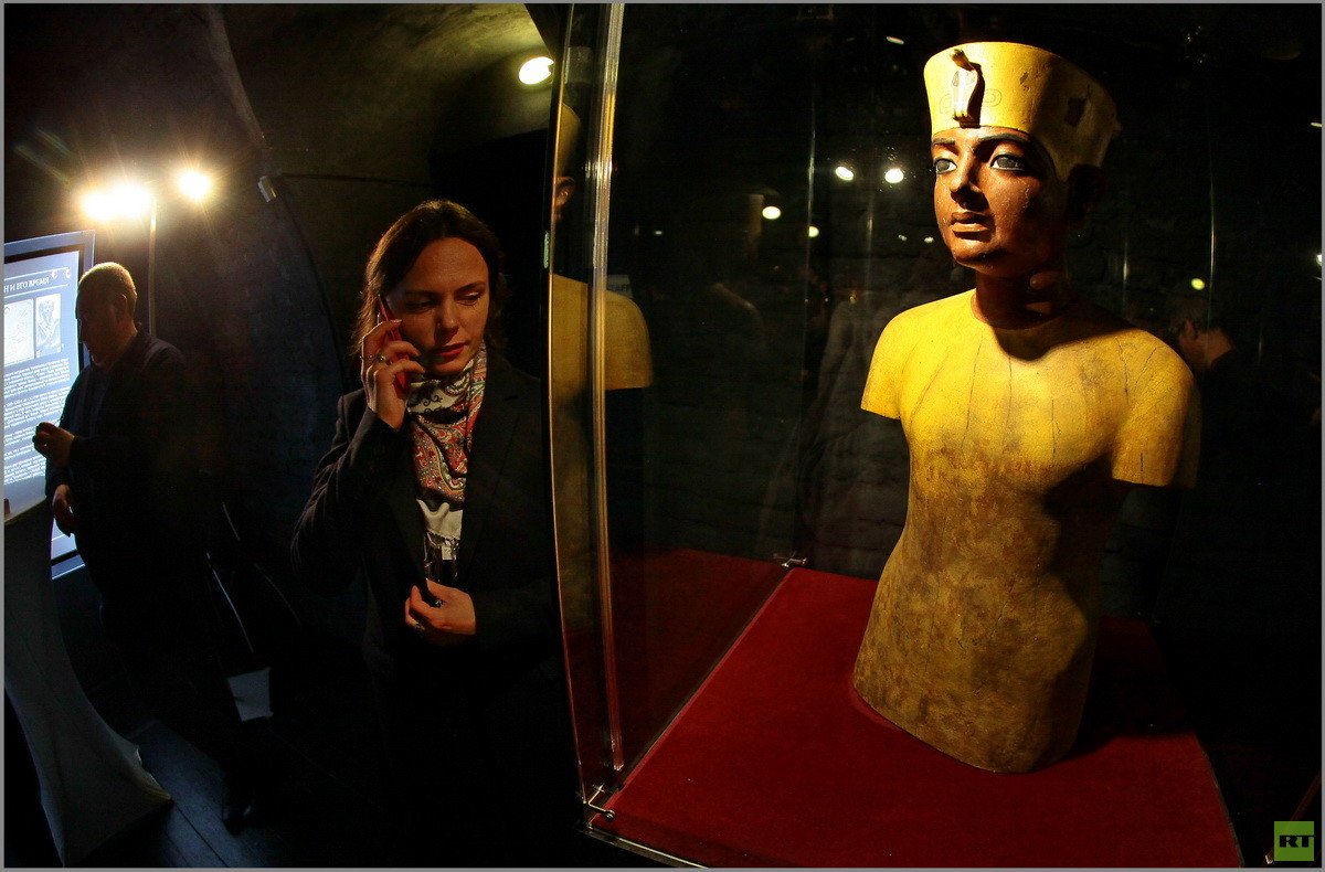 روسيا تكشف عن ألغاز وأسرار الملك المصري الشاب (صور)