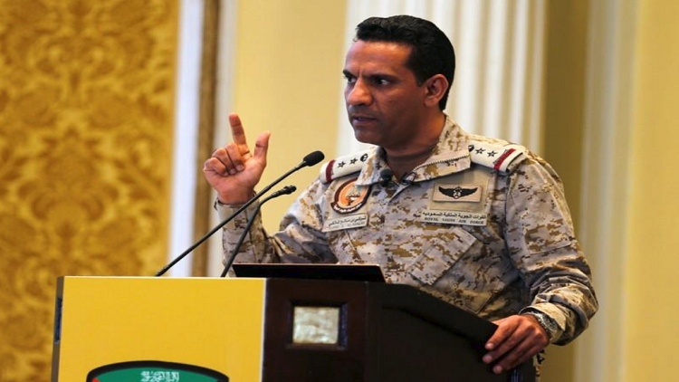 التحالف العربي يستهدف قاعدة جوية ومواقع صواريخ قرب مطار صنعاء الدولي