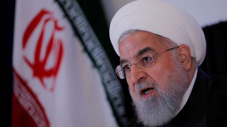 روحاني يتحدى العقوبات الأمريكية ويقول إن بلاده ستتابع بيع النفط