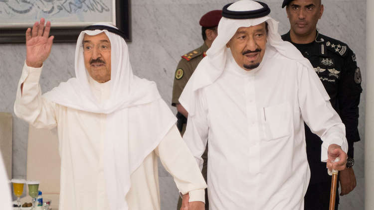 الكويت: نأمل قريبا بحل خلافنا مع السعودية بشأن آبار النفط في المنطقة المحايدة