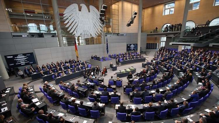 البرلمان الألماني يقر تعديلات تشدد قانون اللجوء