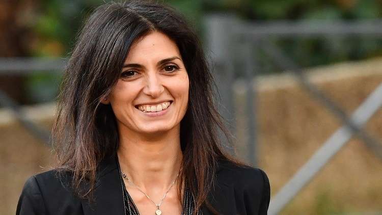 تبرئة رئيسة بلدية روما من تهمة فساد