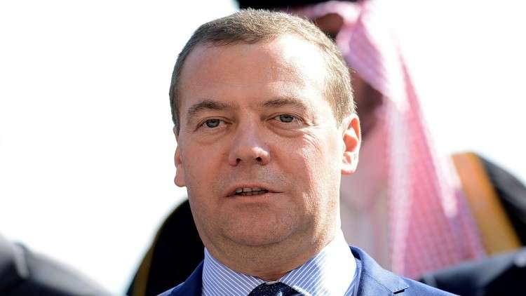 مدفيديف: روسيا ستقوم بكل ما بوسعها لإحلال السلام في ليبيا