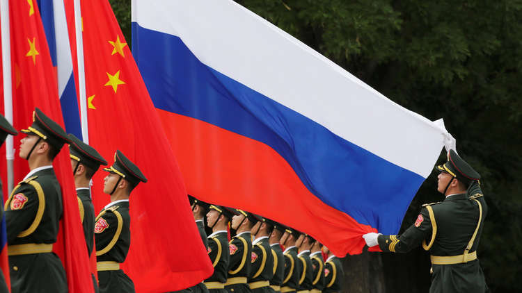 الصين تتطلع لتعزيز التعاون في مجالي الطاقة والتجارة مع روسيا