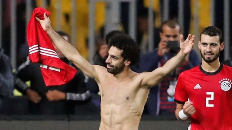 الفرعون صلاح يصطاد 