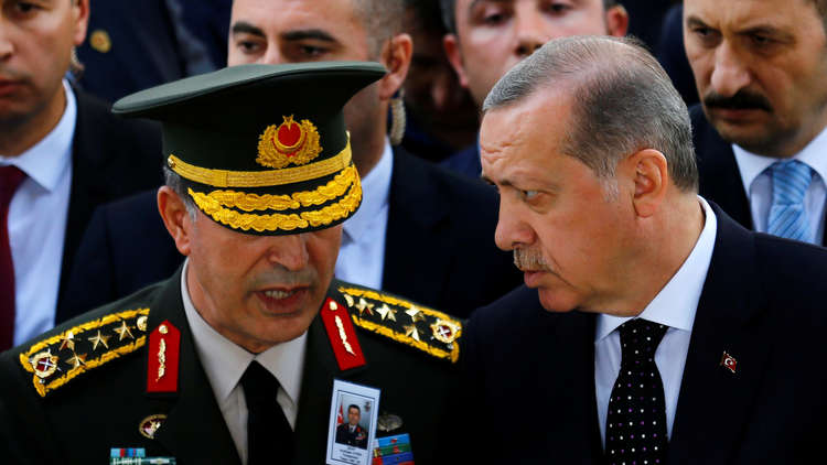 صورة من سورية تثير امتعاض وزير الدفاع التركي