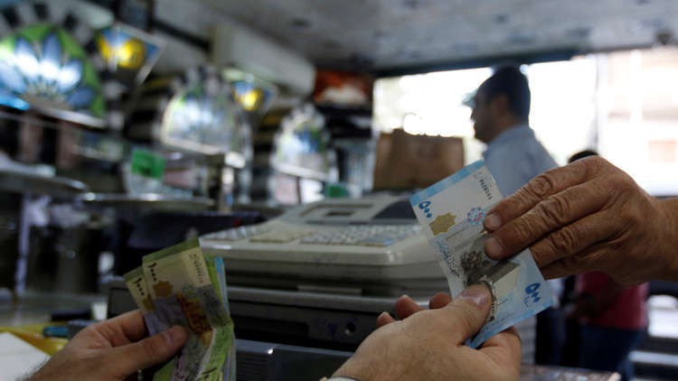 دمشق تنوي اتخاذ إجراءات تؤثر على سعر صرف الدولار 