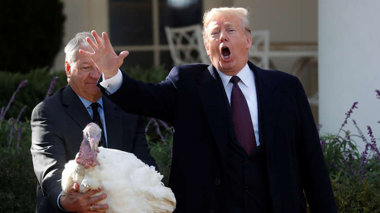 ترامب يشكر السعودية لمساهمتها في تراجع أسعار النفط