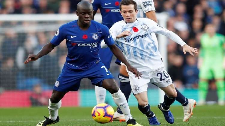 تشيلسي يجدد عقد كانتي لمدة طويلة