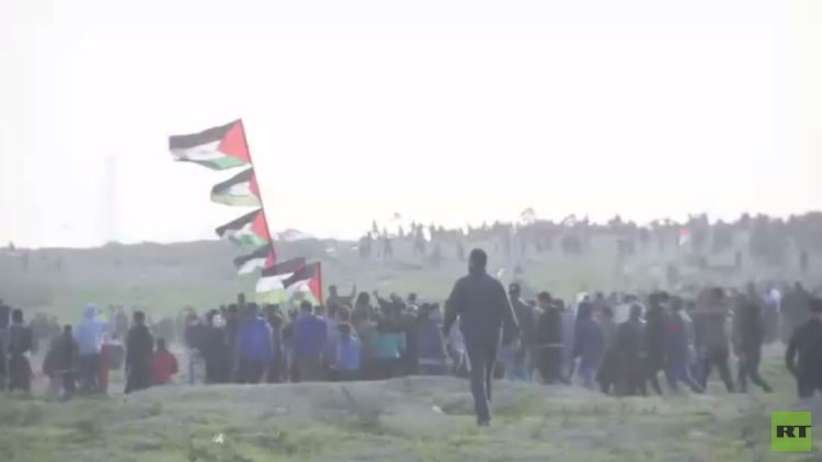 إصابة العشرات في مسيرات العودة بغزة