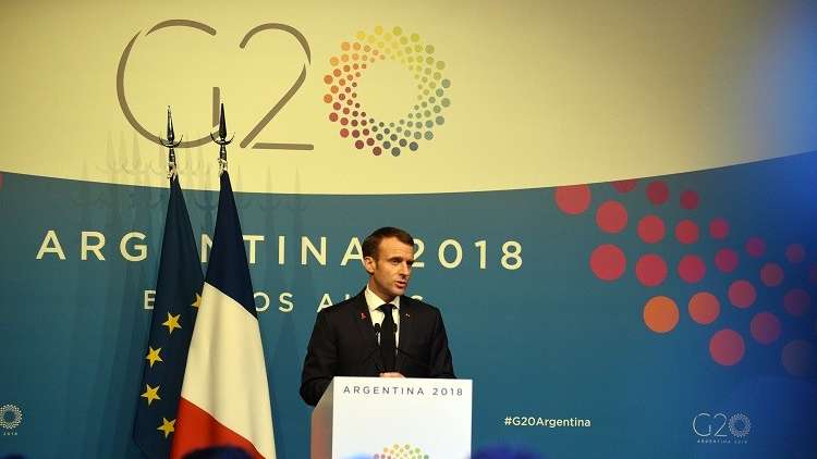 فرنسا.. ماكرون يرفض "تبرير" الاحتجاجات العنيفة وسط احتدام الاشتباكات