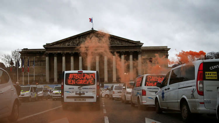 استطلاع: أكثر من ثلثي الفرنسيين يؤيدون 