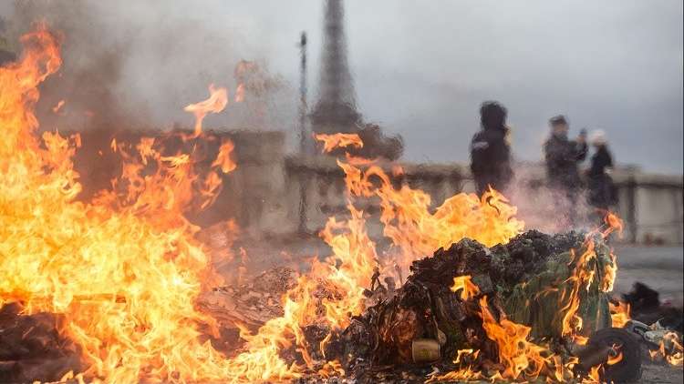 ترامب يعلق على احتجاجات فرنسا: تثبت أني كنت على حق!