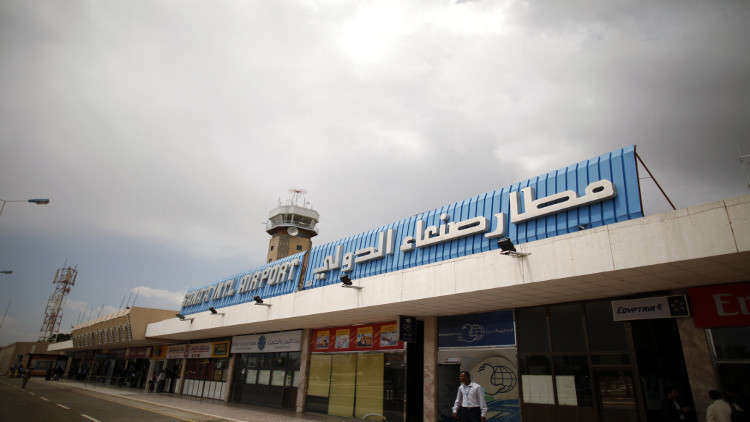 الحكومة اليمنية تقترح إعادة فتح مطار صنعاء وميناء الحديدة بشروط