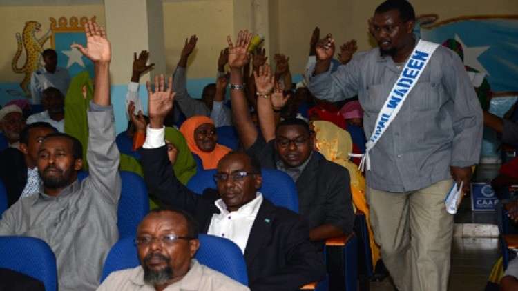 الصومال .. أمين البرلمان يطالب بمساءلة الرئيس 