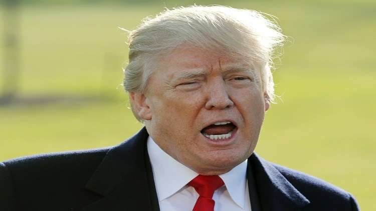 صحيفة: 14 مساعدا لترامب يتخابرون مع روسيا