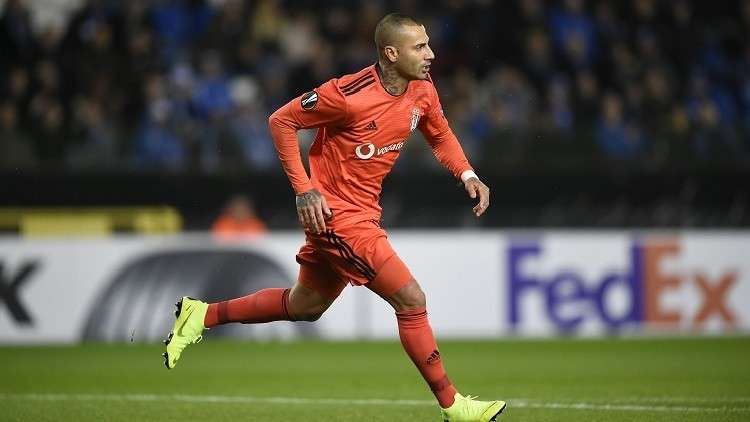 شاهد.. أسوأ لقطة في مباريات الدوري الأوروبي 