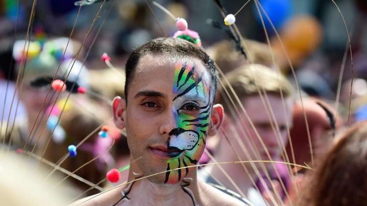 ألمانيا: قرار بإدخال الجنس الثالث بعد الذكر والأنثى في سجلات الميلاد!