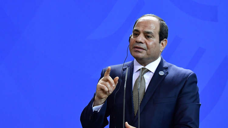 السيسي يطالب الإعلام المحلي بمقارنة مصر مع أوروبا خلال عرض التظاهرات