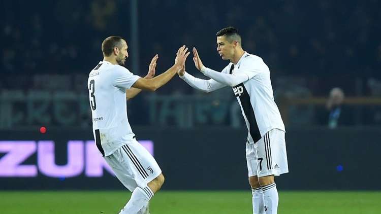 شاهد.. رونالدو يحسم 