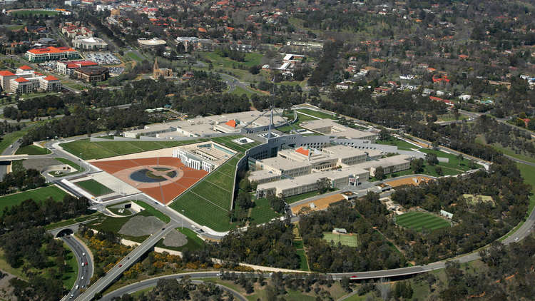 أستراليا تعين قائدا عسكريا حاكما عاما للبلاد يمثل الملكة إليزابيث