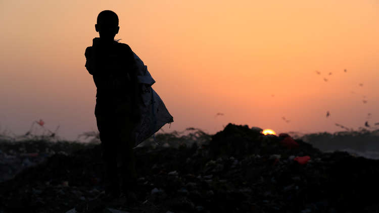 وزير الدفاع اليمني يصدر أمرا بإيقاف إطلاق النار في الحديدة