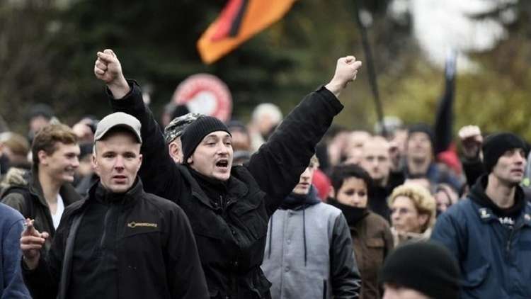 حرية التآمر