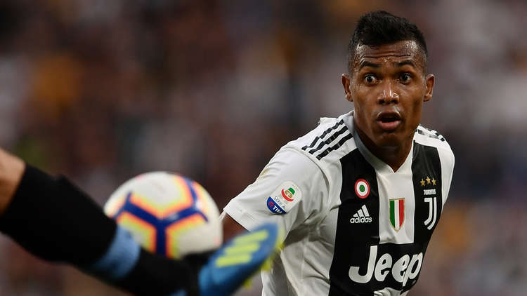 البرازيلي ساندرو يمدد عقده مع يوفنتوس