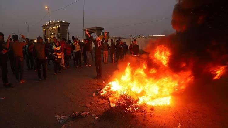الأمن العراقي يفرق احتجاجات ليلية في البصرة