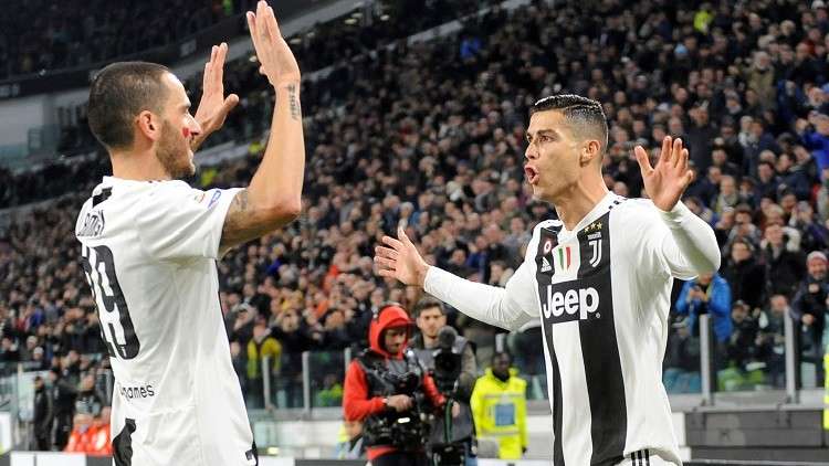 يوفنتوس يكرم بونوتشي بعد 300 مباراة