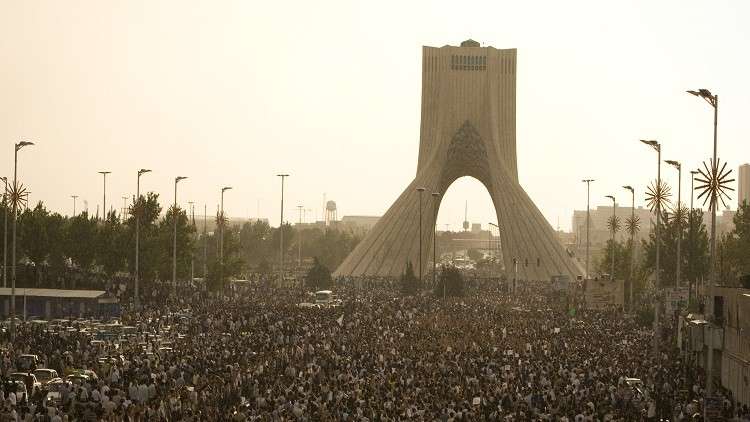 إيران تعلن غدا الأربعاء يوم حداد على شاهرودي