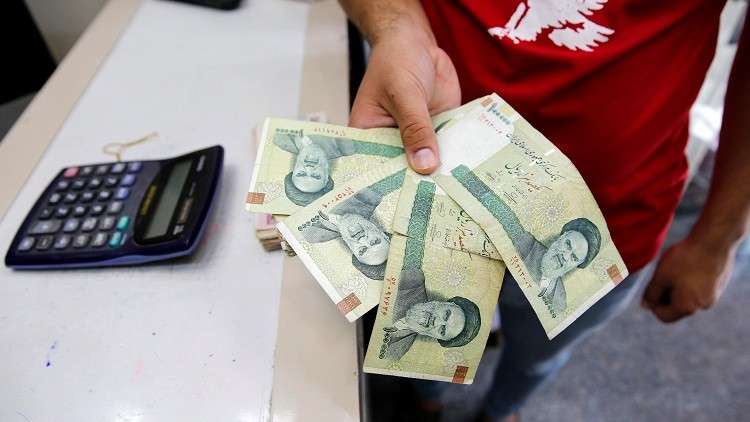هبوط العملة الإيرانية بأكثر من 10 بالمئة